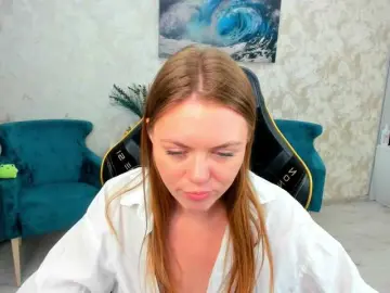 Bongacams Free Live Porn of Strawberrye