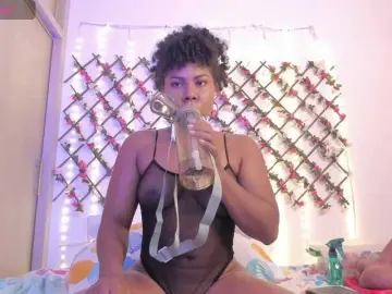 Bongacams Adult Webcams of naughtyebonyy