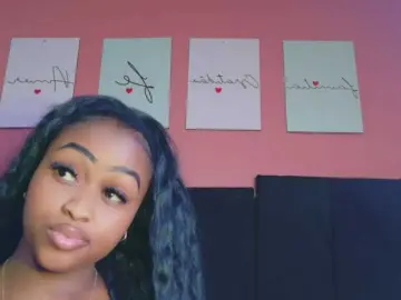 Bongacams Watch Live Sex Cams of friendsmom