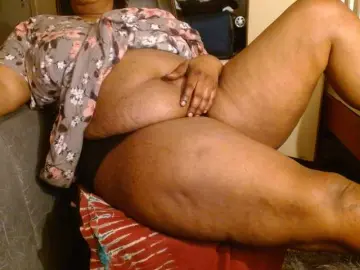 Bongacams Adult Webcam of Sexiemama