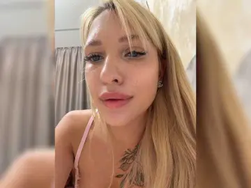 Bongacams Live Porn of EwaBrown