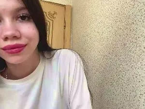 Cam4 Live Sex of LornaVeksler