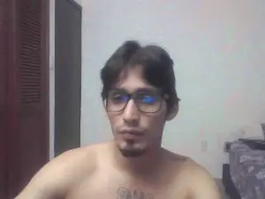 Cam4 Live Porn of SrIncognito666