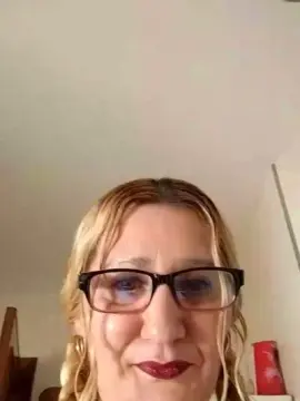 Cam4 Free Live Porn of CristinaSexy077