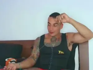 Cam4 Live Sex of Lucasflexthis_1