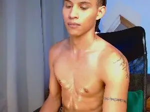 Cam4 Adult Webcam of KamiSuarez