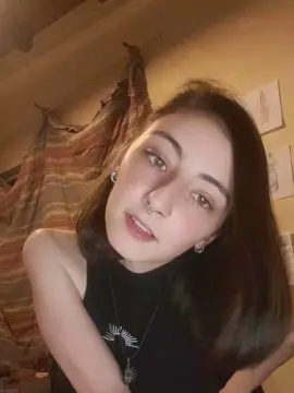 Cam4 Free Porn Cam of Lunaoscura2024