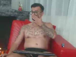 Cam4 Live Sex of Ryan_Cole