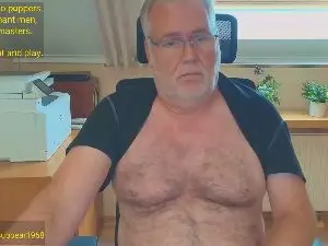 Cam4 Live Sex of subbear1968