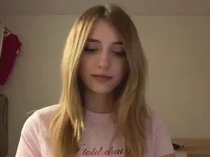 Cam4 Free Live Porn of KeithaGrunder