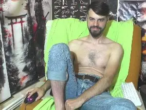 Cam4 Free Porn Cam of hornymaster93