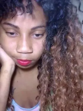 Cam4 Live Sex of Rowane1