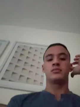 Cam4 Free Porn Cam of LeoDelvey_