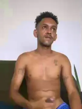 Cam4 Private Sex Chat of Felipecavalao