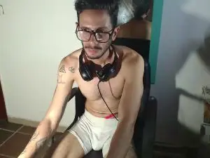 Cam4 Free Porn Cam of alistertwink