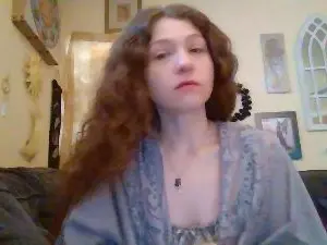 Cam4 Live Porn of QueenCrimson
