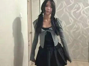 Cam4 Nude Webcam of LuveniaLaford