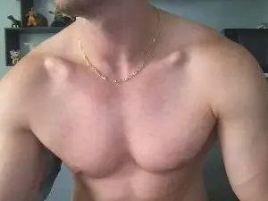 Cam4 Live Porn of kenzo842