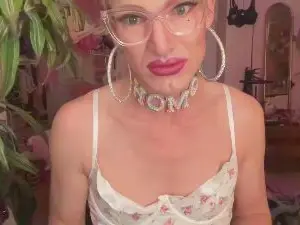 Cam4 Watch Live Sex Cams of pinkyfagyboy