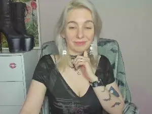Cam4 Free Live Porn of velvetanne
