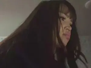 Cam4 Best live sex cam show of LeannGuyott
