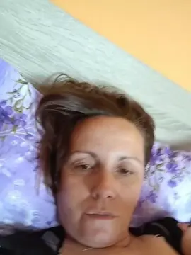 Cam4 Free Live Porn of stefany49