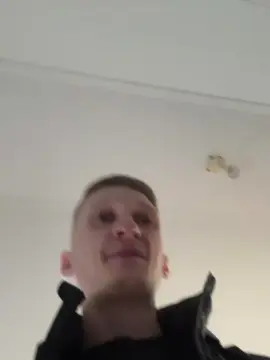 Cam4 Live Sex Cam of HornyPornyGuy