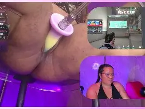 Cam4 Free Live Porn of MhiaRey