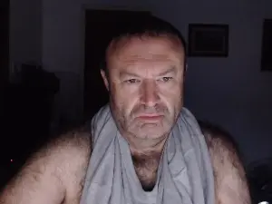 Cam4 Free Porn Cam of gonzalofaa