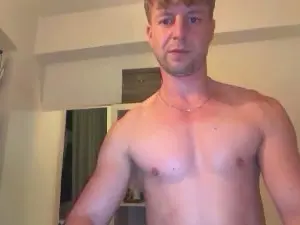 Cam4 Free Live Porn of Heikhoe69