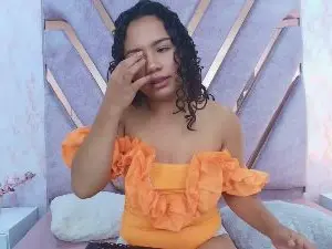 Cam4 Free Porn Cam of TamaraaHoney