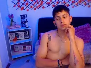 Cam4 Live Sex of kei_23
