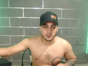 Cam4 Free Porn Cam of xxxxHotxoxo
