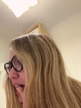 Cam4 Live Porn of susixxx4u