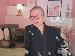 Cam4 Best live sex cam show of AlexandraKind