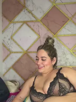 Cam4 Free Live Porn of Amira__Maliaa