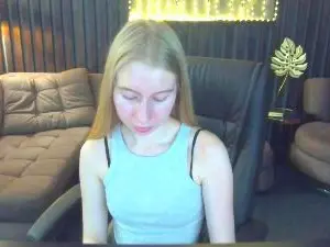 Cam4 Adult Webcam of Alina__Blonde