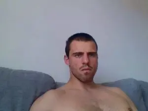 Cam4 Sex Cam of Kerzo2900