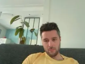 Cam4 Nude Webcam of jules_demastre