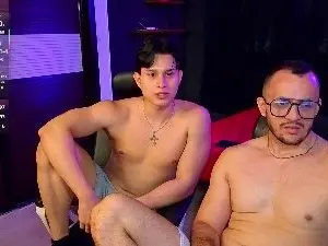 Cam4 Free Live Porn of teddybear_07