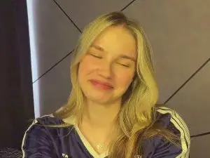 Cam4 Best live sex cam show of LindseyWatah