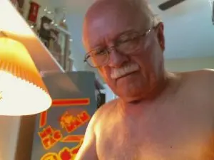 Cam4 Live Sex of Lowell0422