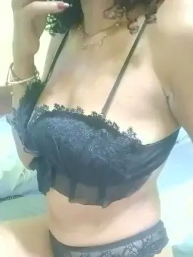 Cam4 Free Porn Cam of Loana007