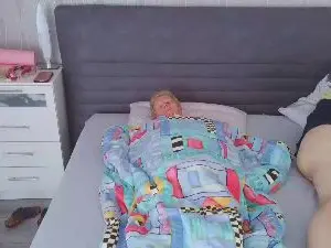 Cam4 Free Live Porn of skytourmz_xxx