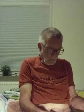Cam4 Live Porn of fresener1