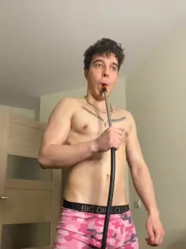 Cam4 Sex Chat of bravo_maestro