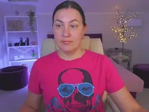 Cam4 Watch Live Sex Cams of VelvetLuck