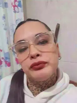 Cam4 Live Sex Cam of camuchi_xxx