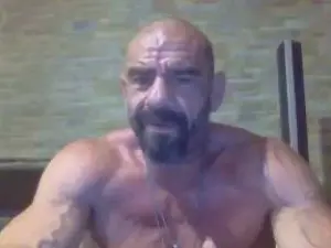 Cam4 Free Live Porn of TomiPsexy