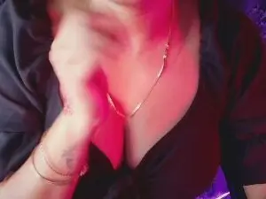 Cam4 Sex Chat of Sexydivya